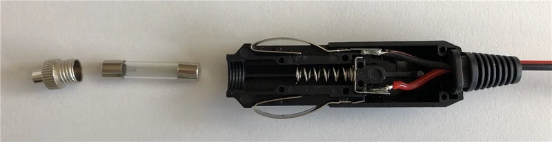 KFZ/Auto Zigarettenanzünder Stecker, 12 V