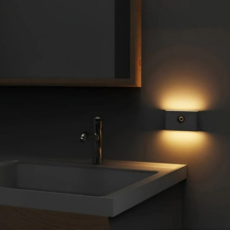 Selvion Wandleuchte mit Bewegungssensor und verstellbarem Kopf – LED Innenleuchte