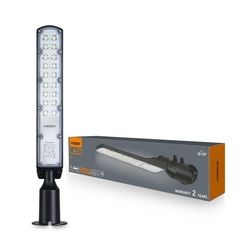 Lichtmast inkl. Straßenlaterne | 500 cm | 100 Watt | 5000 K | Schwarz