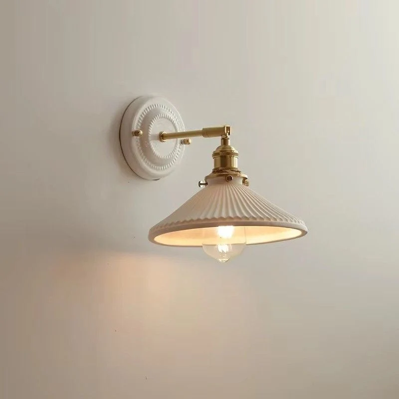 Velmora LED Wandleuchte mit dekorativem Wanddesign