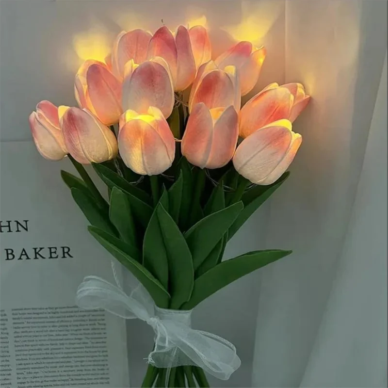 Dekorative LED-Tischlampe mit floraler Form für den Innenbereich