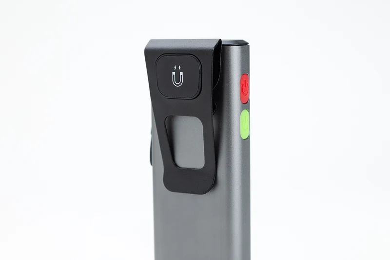 GuardStar-X | 900 Lumen | Wiederaufladbares schlankes Inspektions- und Signallicht