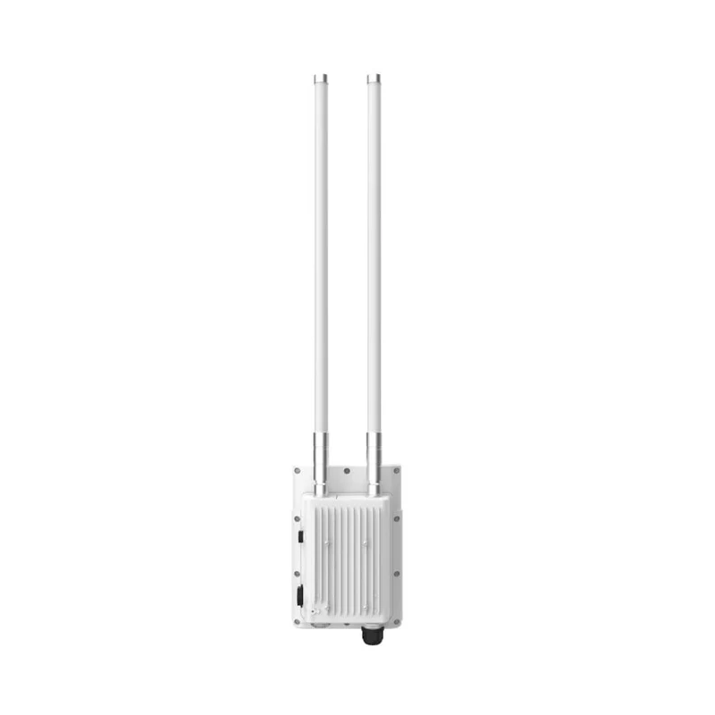 Milesight UG67 | 8-Channel Industrial Outdoor LoRaWAN Gateway | IP67, 4G & GNSS