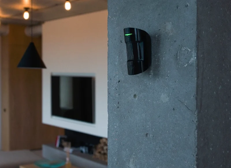 AJAX Funk-Bewegungsmelder "CombiProtect" PIR+Glasbruch